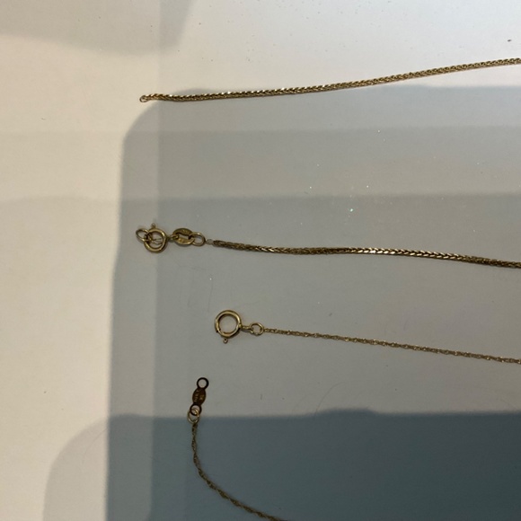 2 for 1!  2 14kt gold chains 18” - Picture 5 of 5